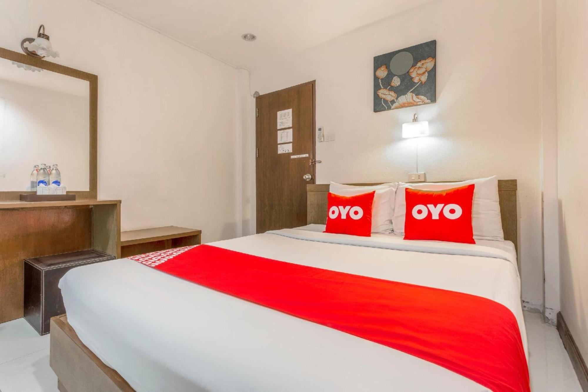 Super Oyo 1096 Winner Inn Hotel Chiang Mai Ngoại thất bức ảnh