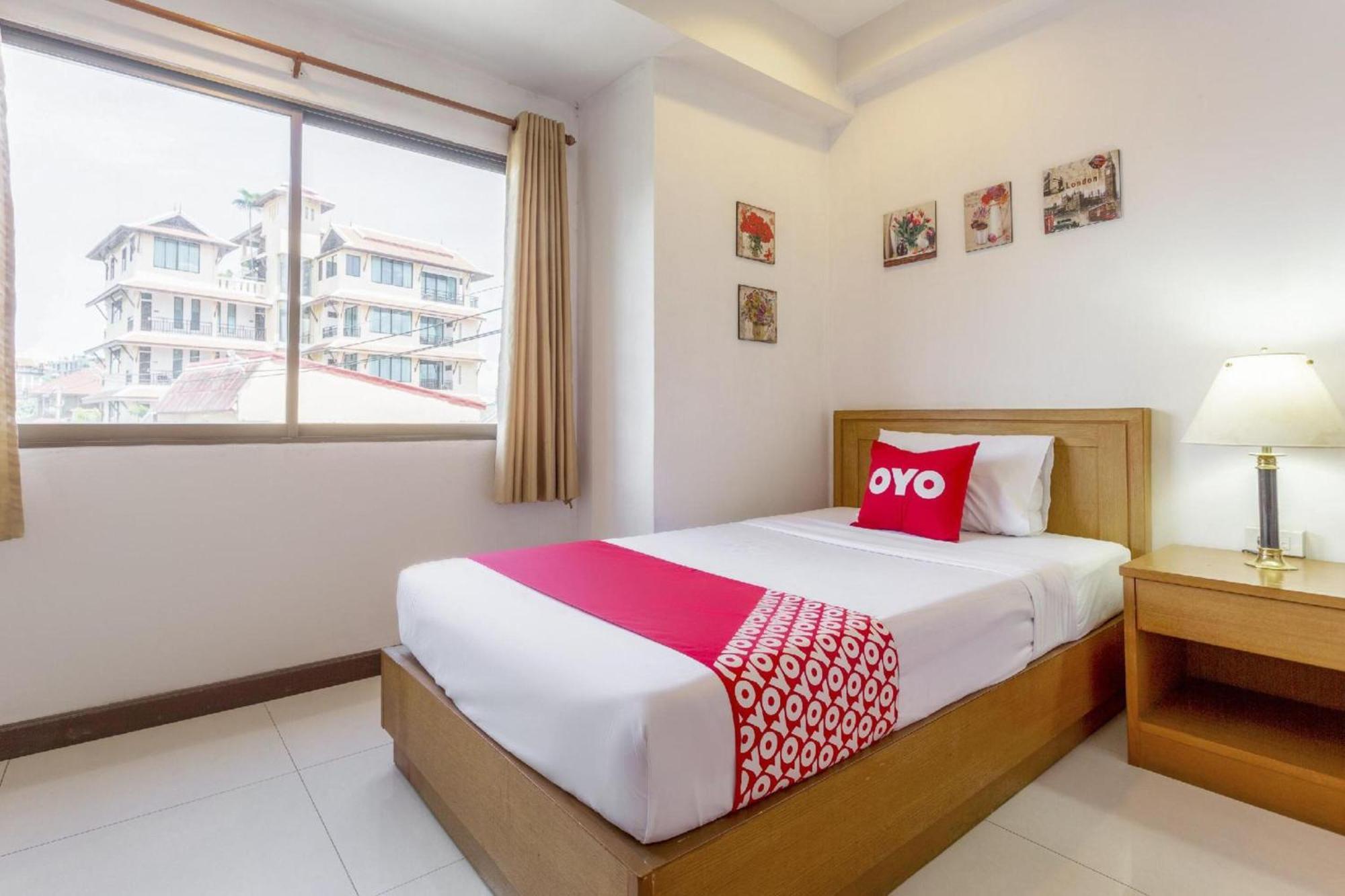 Super Oyo 1096 Winner Inn Hotel Chiang Mai Ngoại thất bức ảnh