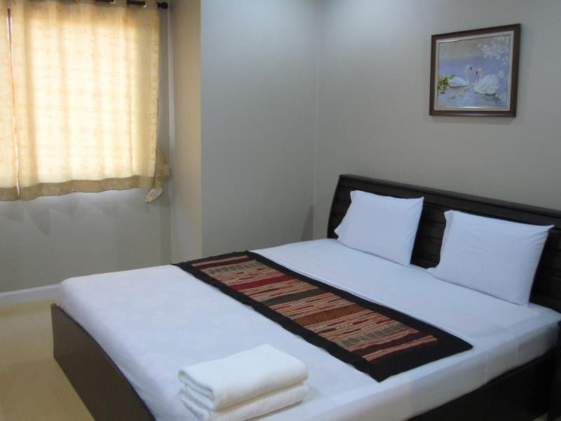 Super Oyo 1096 Winner Inn Hotel Chiang Mai Ngoại thất bức ảnh