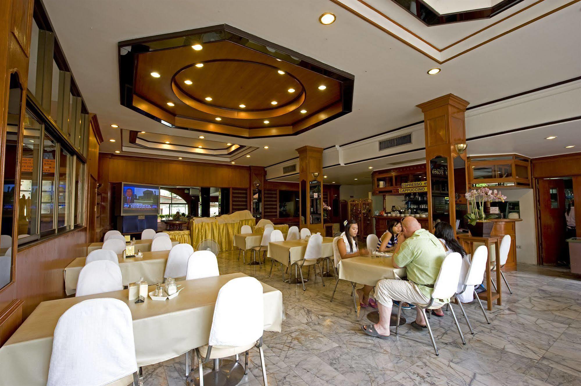 Super Oyo 1096 Winner Inn Hotel Chiang Mai Ngoại thất bức ảnh